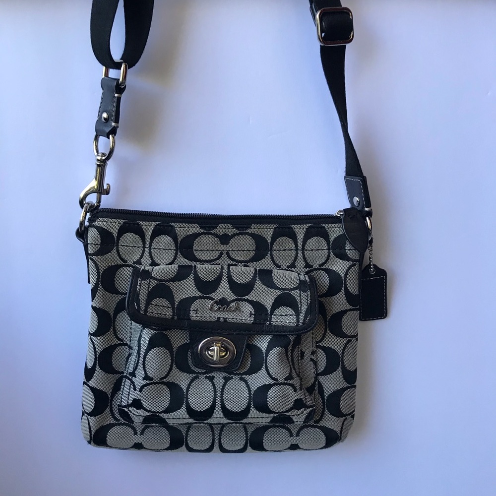 COACH CROSSBODY PURSE